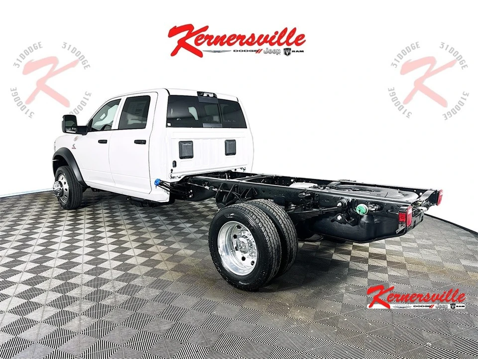 2026 Ram 4500 & 5500 - Image 5 of 21