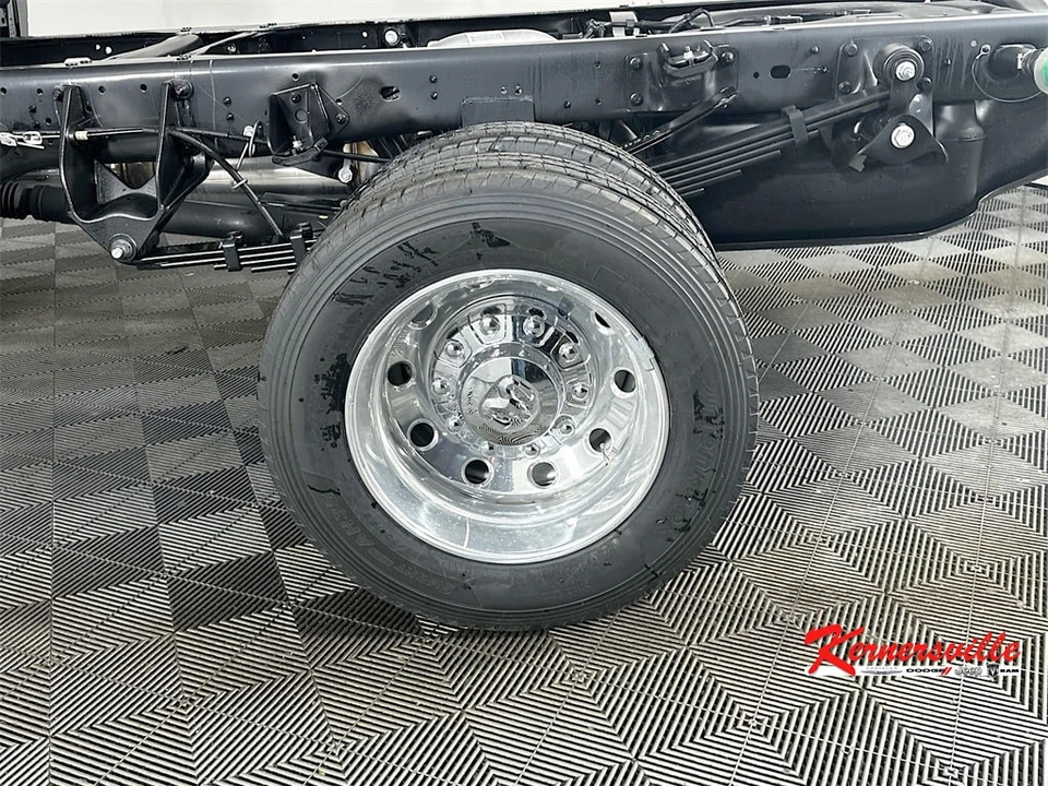 2026 Ram 4500 & 5500 - Image 16 of 20