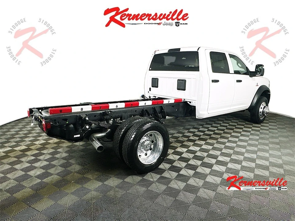 2026 Ram 4500 & 5500 - Image 7 of 21