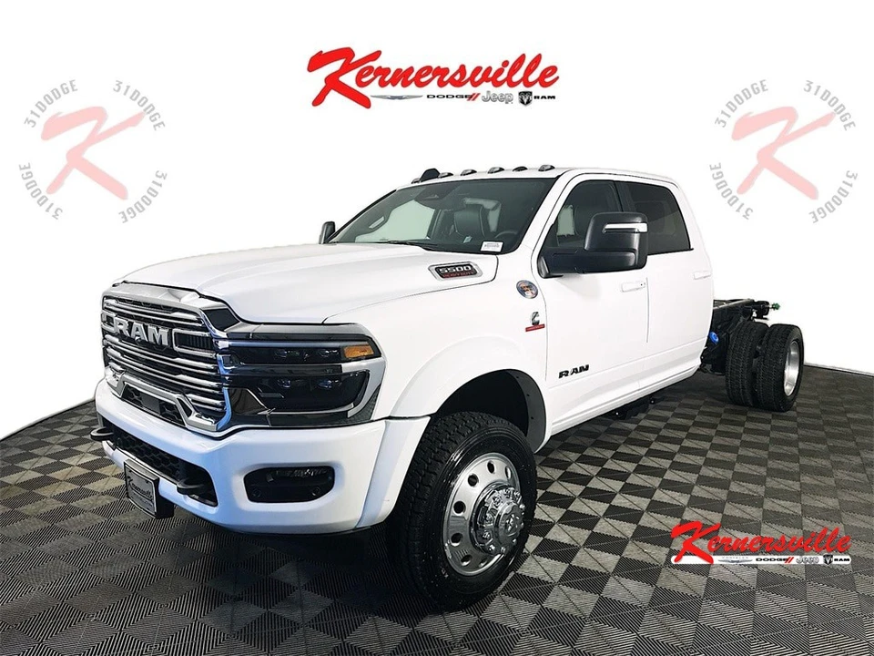 2026 Ram 4500 & 5500 - Image 3 of 12