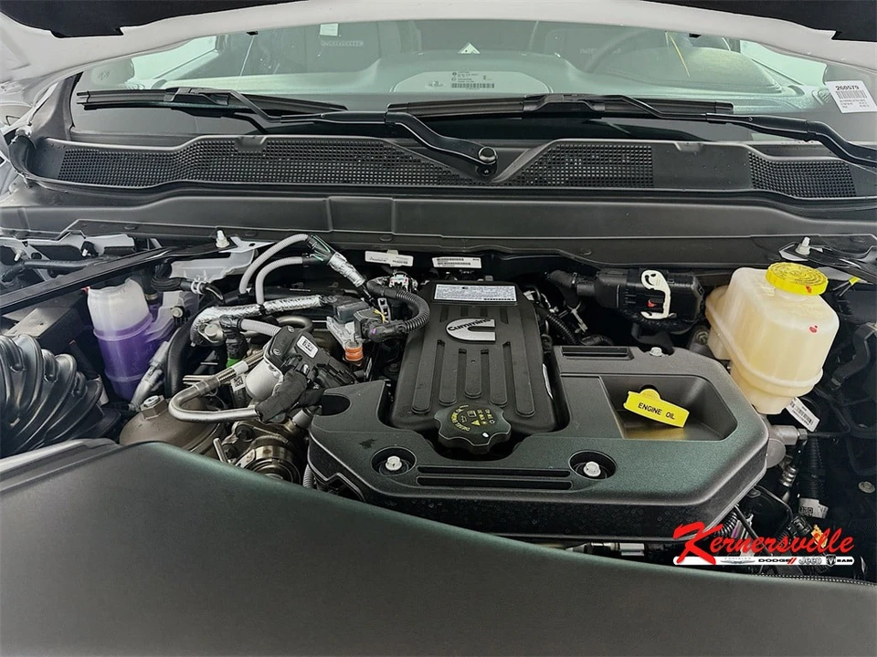 2026 Ram 4500 & 5500 - Image 16 of 19