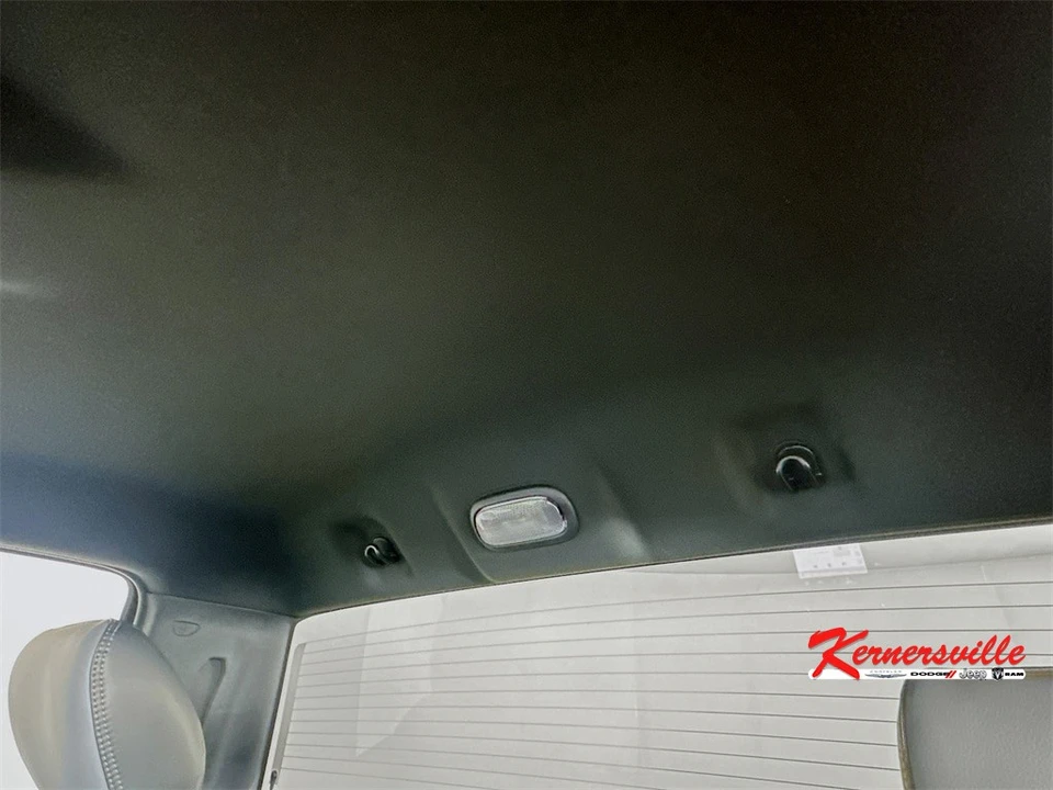 2026 Ram 4500 & 5500 - Image 14 of 20