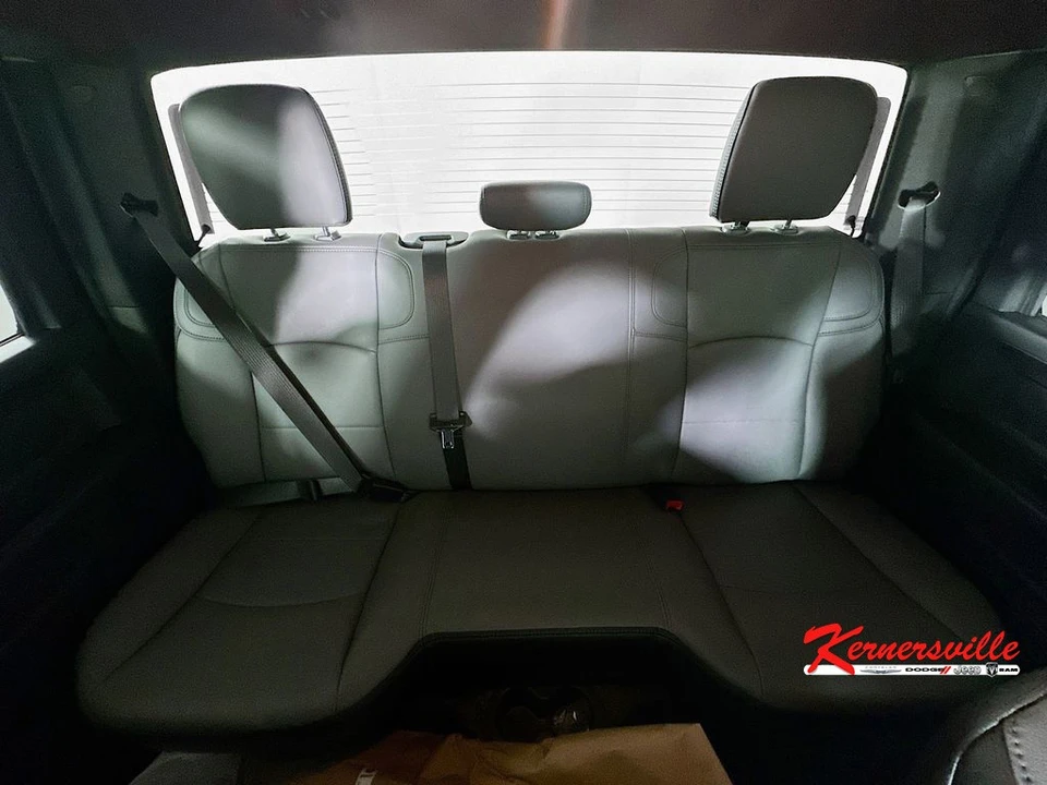 2026 Ram 4500 & 5500 - Image 10 of 12