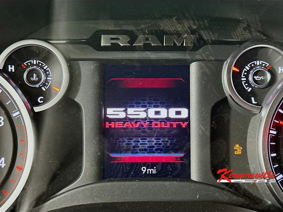 2026 Ram 4500 & 5500 - Image 11 of 12