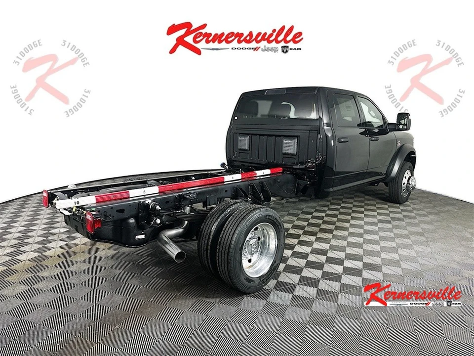 2026 Ram 4500 & 5500 - Image 7 of 20