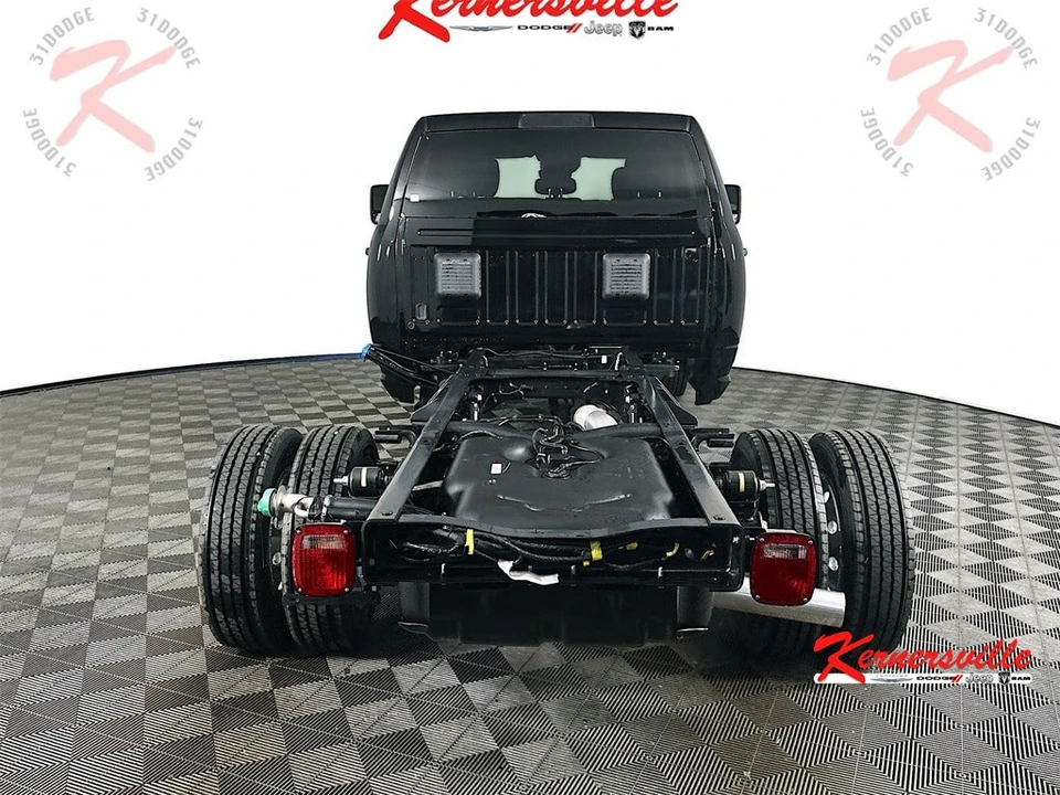 2026 Ram 4500 & 5500 - Image 6 of 20