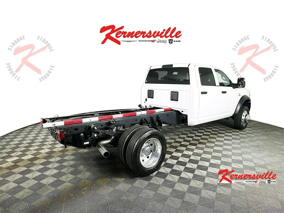 2026 Ram 4500 & 5500 - Image 7 of 21