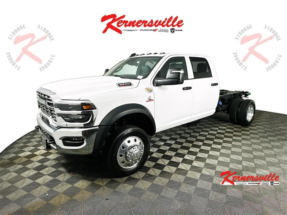 2026 Ram 4500 & 5500 - Image 3 of 21