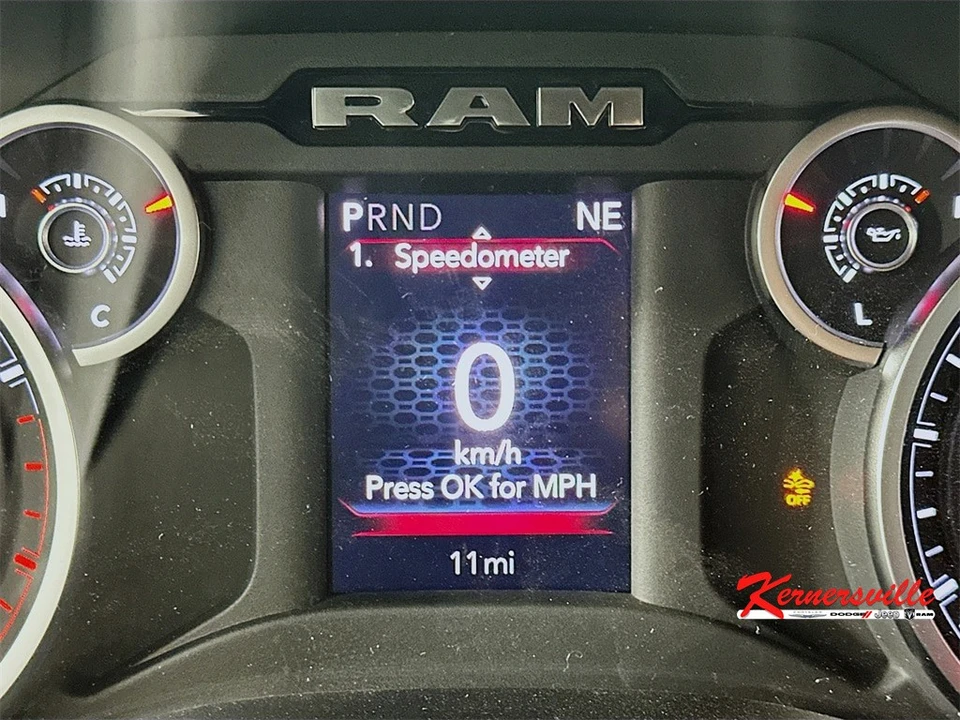 2026 Ram 4500 & 5500 - Image 11 of 12