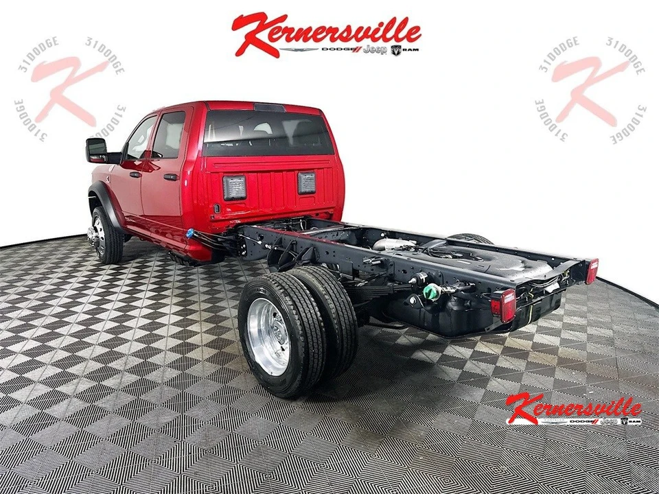 2026 Ram 4500 & 5500 - Image 5 of 12