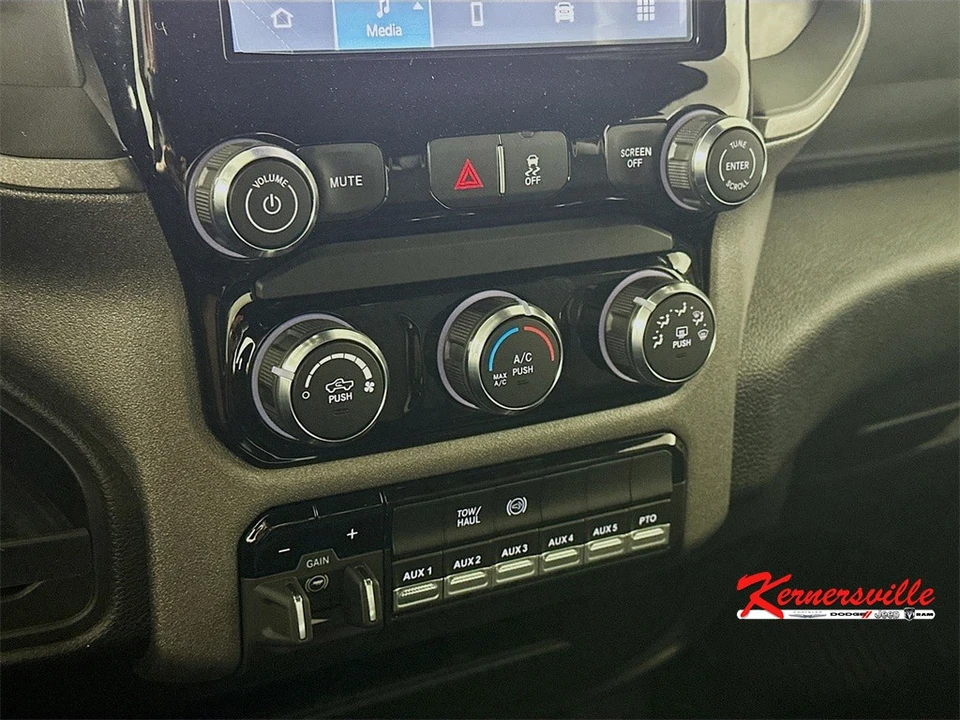 2026 Ram 4500 & 5500 - Image 15 of 20