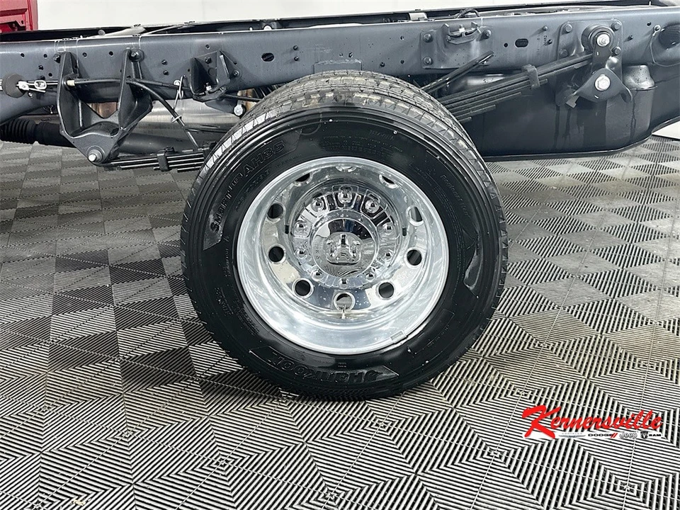 2026 Ram 4500 & 5500 - Image 17 of 21