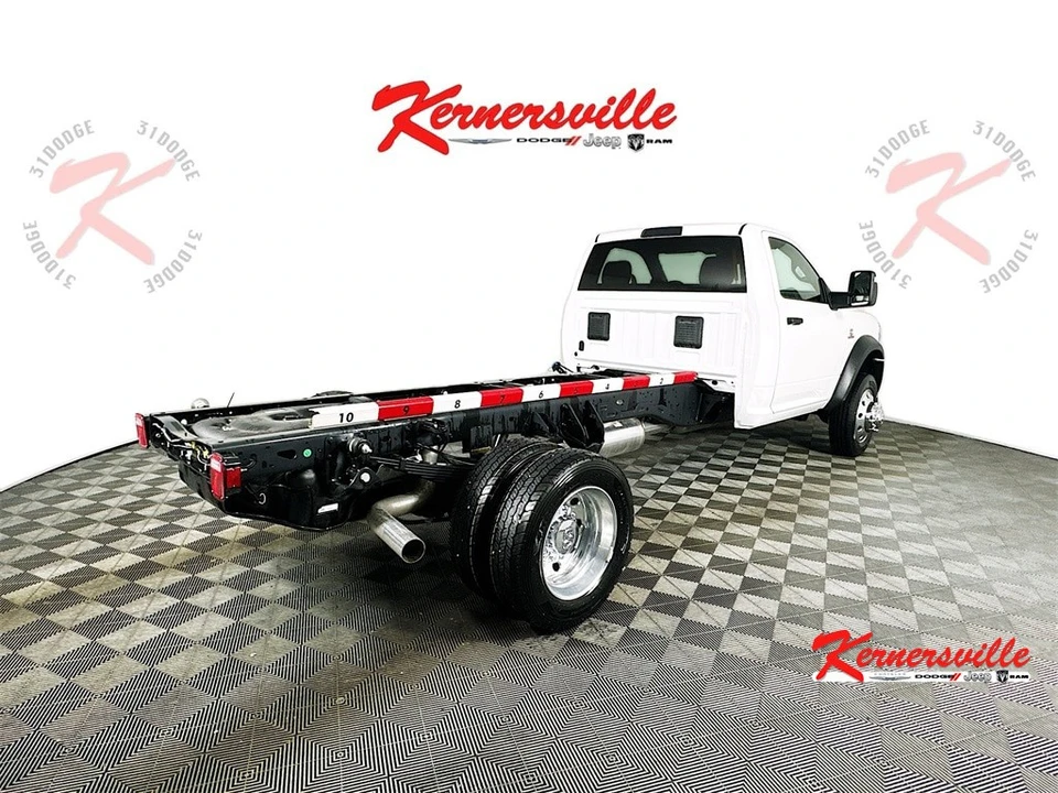 2026 Ram 4500 & 5500 - Image 7 of 21