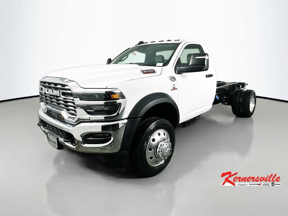 2026 Ram 4500 & 5500 - Image 3 of 21