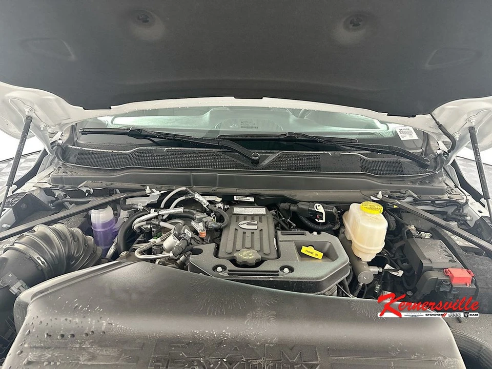2026 Ram 4500 & 5500 - Image 18 of 21
