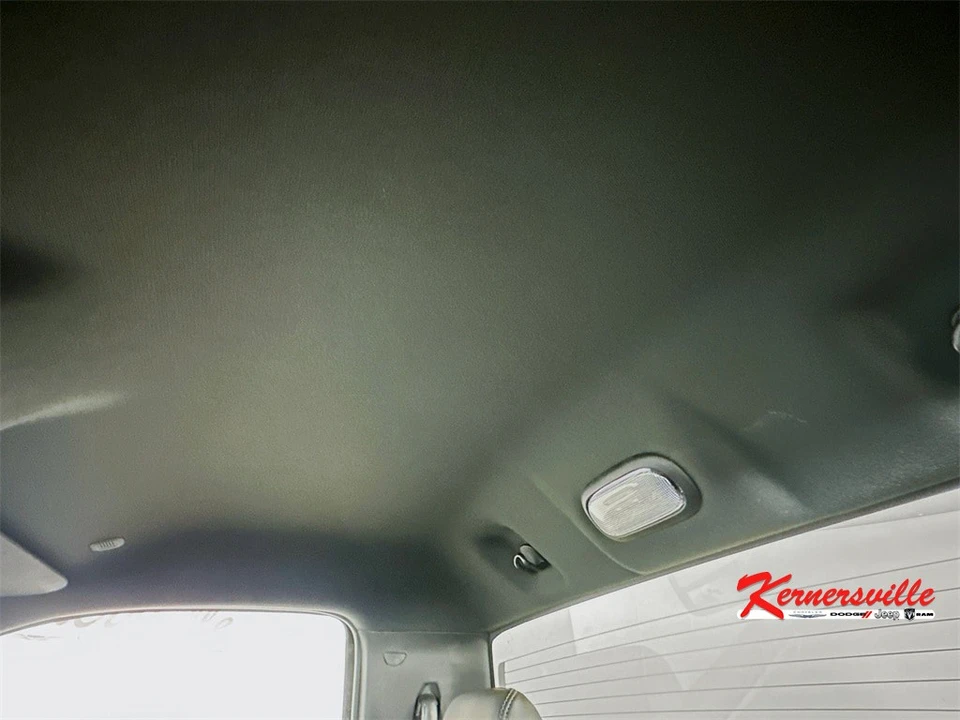 2026 Ram 4500 & 5500 - Image 14 of 21