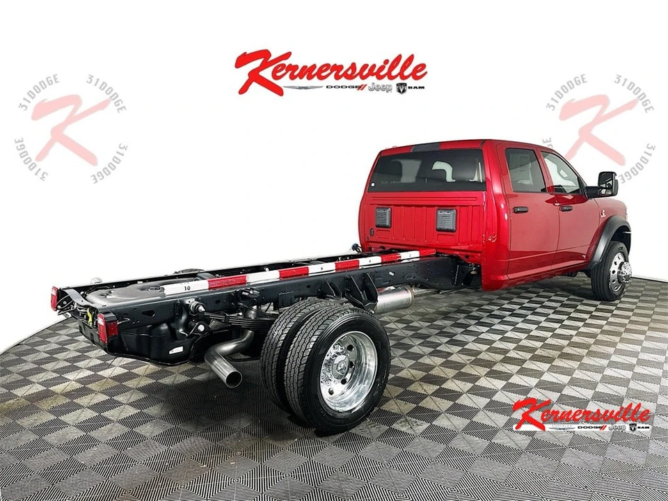 2026 Ram 4500 & 5500 - Image 7 of 19