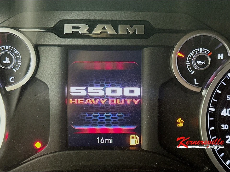 2026 Ram 4500 & 5500 - Image 11 of 21