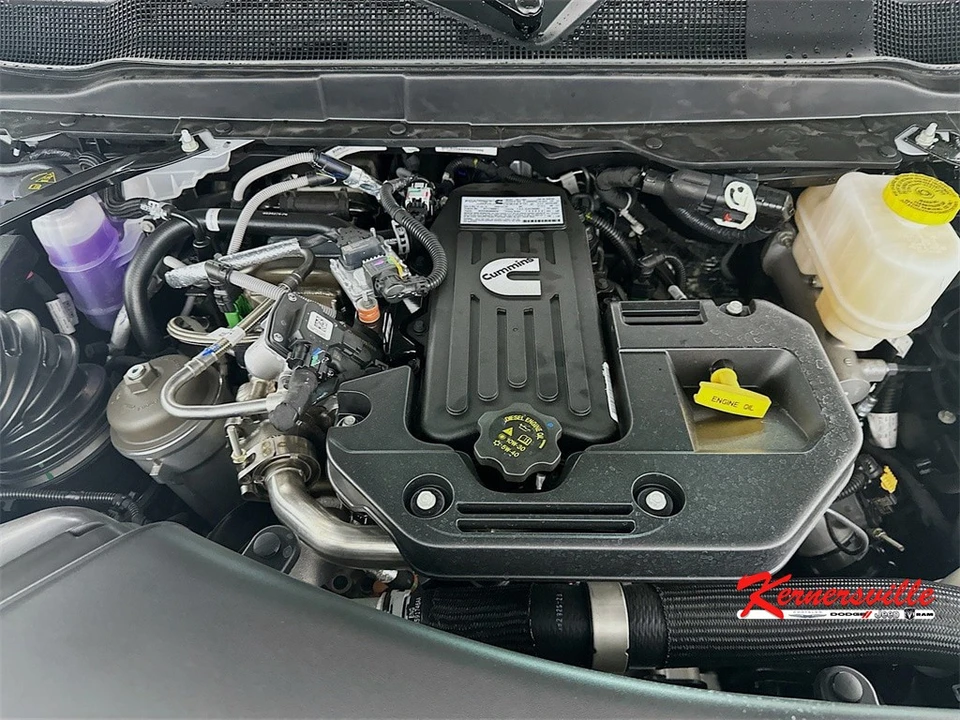 2026 Ram 4500 & 5500 - Image 18 of 21