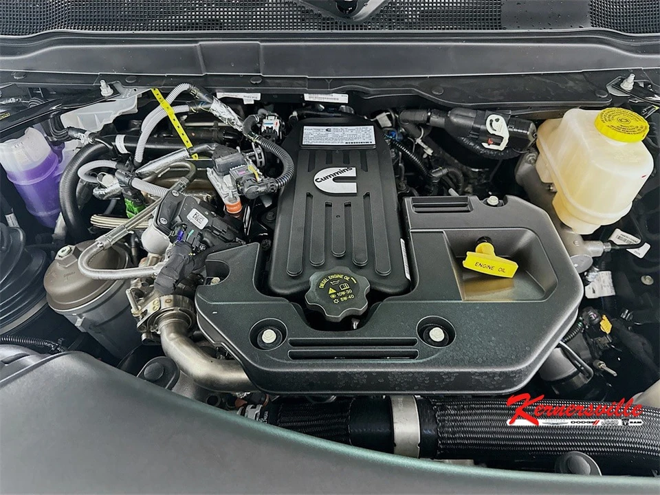 2026 Ram 4500 & 5500 - Image 17 of 20