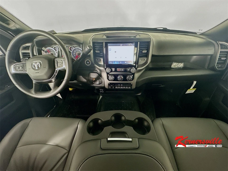 2026 Ram 4500 & 5500 - Image 9 of 20