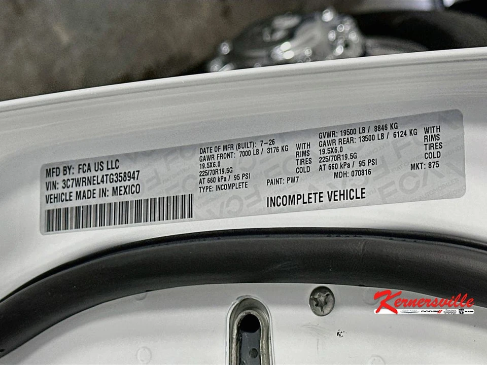 2026 Ram 4500 & 5500 - Image 18 of 21