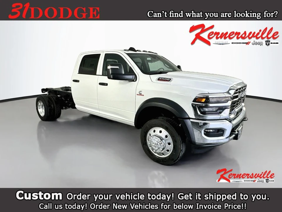 2026 Ram 4500 & 5500 - Image 17 of 21