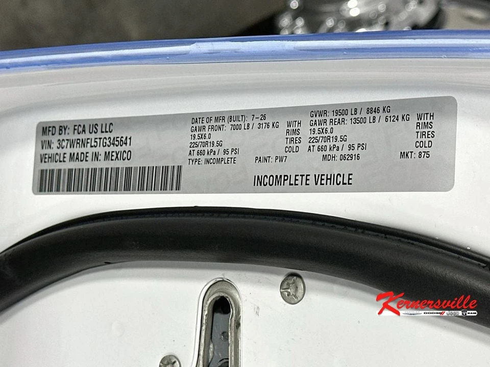 2026 Ram 4500 & 5500 - Image 18 of 21