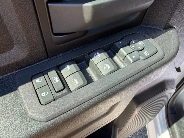 2026 Ram 4500 & 5500 - Image 13 of 21