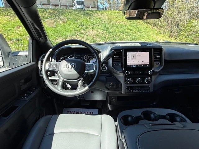 2026 Ram 4500 & 5500 - Image 11 of 21