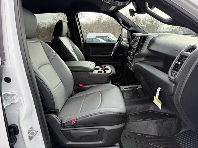 2026 Ram 4500 & 5500 - Image 20 of 21