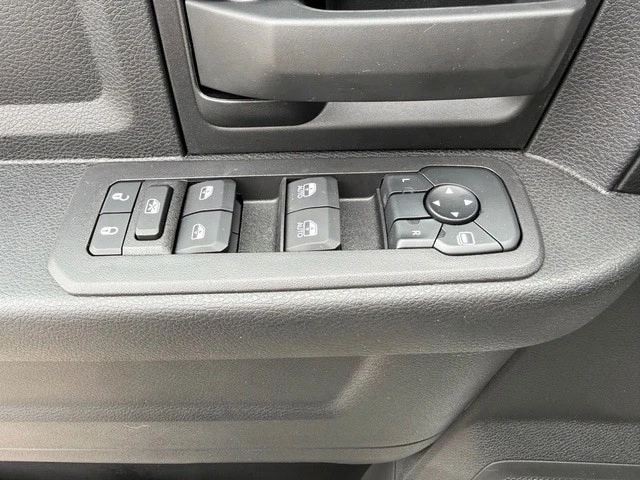 2026 Ram 4500 & 5500 - Image 16 of 21