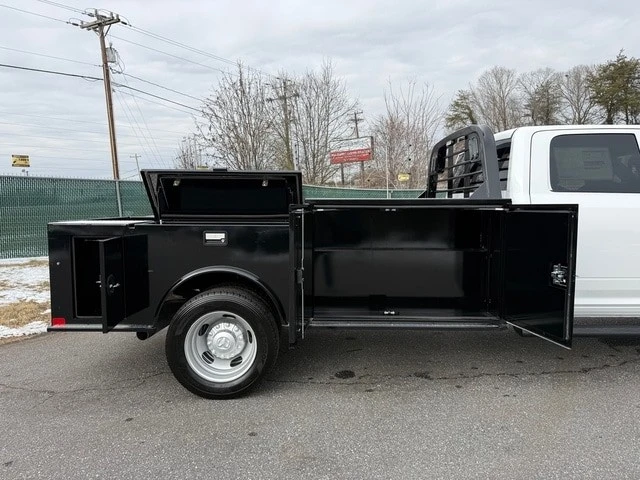 2026 Ram 4500 & 5500 - Image 7 of 21