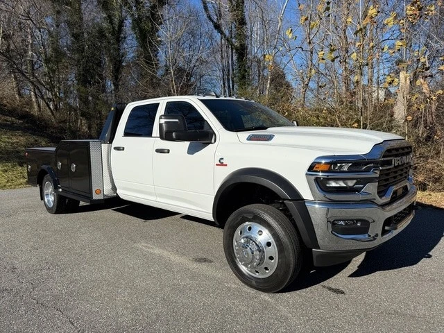 2026 Ram 4500 & 5500 - Image 5 of 21