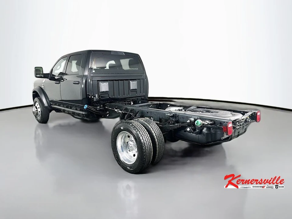 2026 Ram 4500 & 5500 - Image 5 of 21