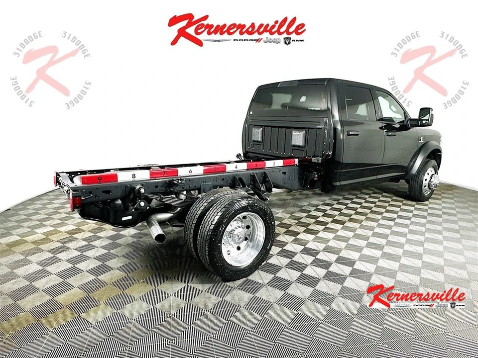 2026 Ram 4500 & 5500 - Image 7 of 21