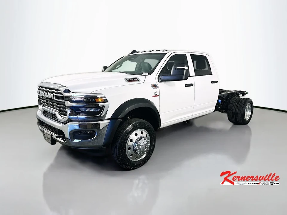 2026 Ram 4500 & 5500 - Image 3 of 21
