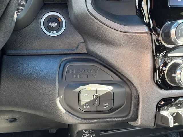 2026 Ram 4500 & 5500 - Image 17 of 21