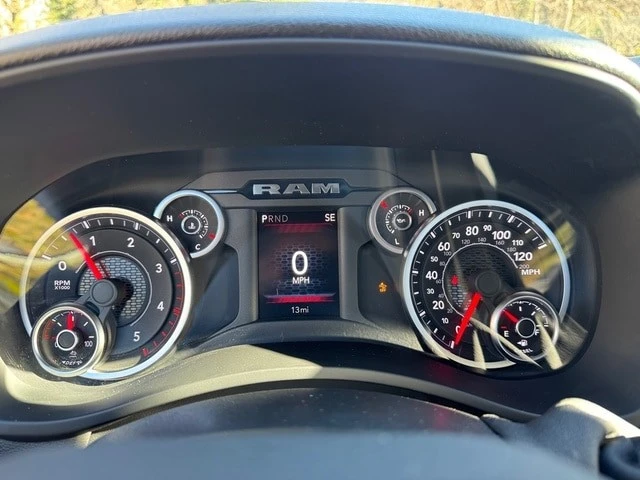 2026 Ram 4500 & 5500 - Image 16 of 21