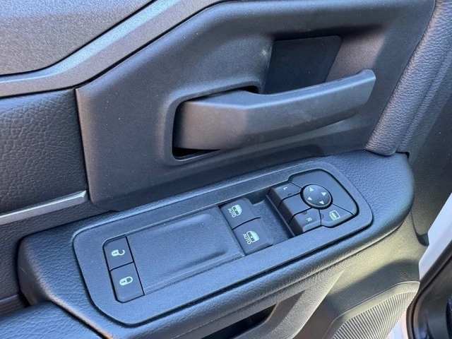 2026 Ram 4500 & 5500 - Image 12 of 21