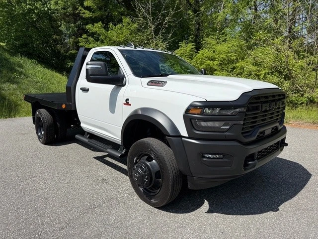 2026 Ram 4500 & 5500 - Image 5 of 21