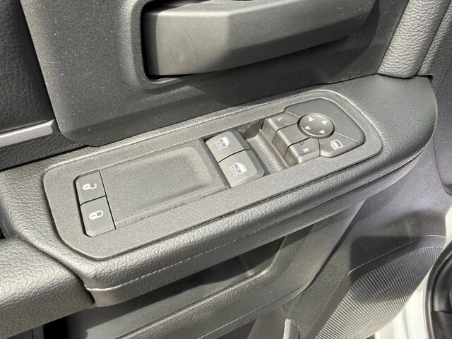 2026 Ram 4500 & 5500 - Image 11 of 21