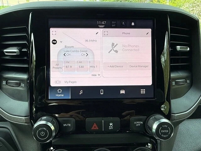 2026 Ram 4500 & 5500 - Image 18 of 21