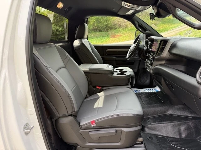 2026 Ram 4500 & 5500 - Image 13 of 21