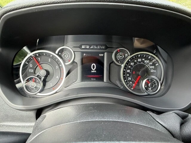 2026 Ram 4500 & 5500 - Image 16 of 21