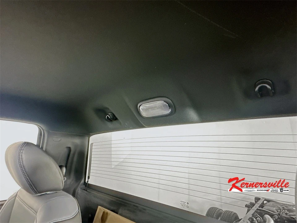2026 Ram 4500 & 5500 - Image 14 of 21