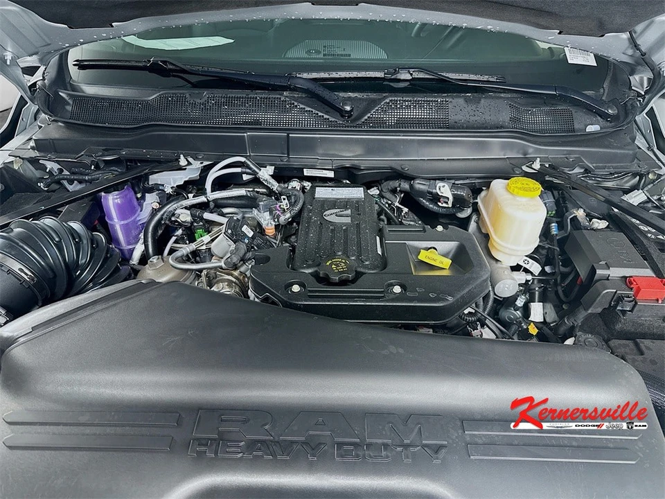 2026 Ram 4500 & 5500 - Image 18 of 21