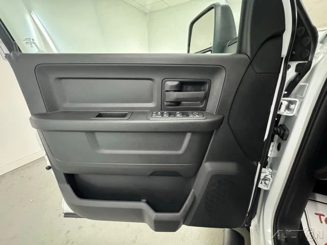 2026 Ram 4500 & 5500 - Image 12 of 12