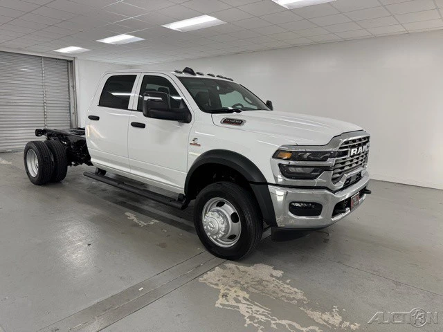 2026 Ram 4500 & 5500 - Image 3 of 12