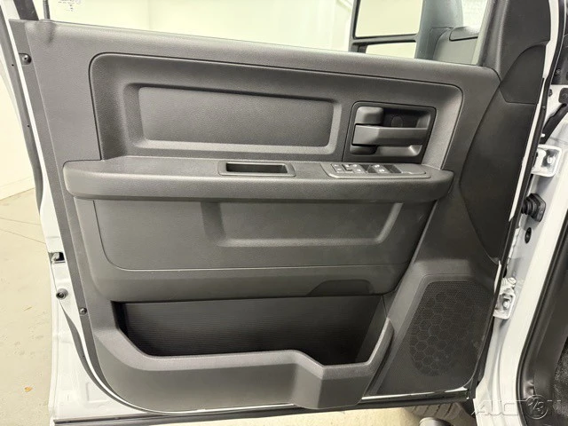 2026 Ram 4500 & 5500 - Image 12 of 12